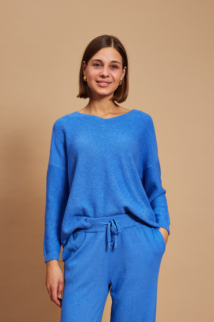 Pandora -viscose-blend v neck Sweater In blue