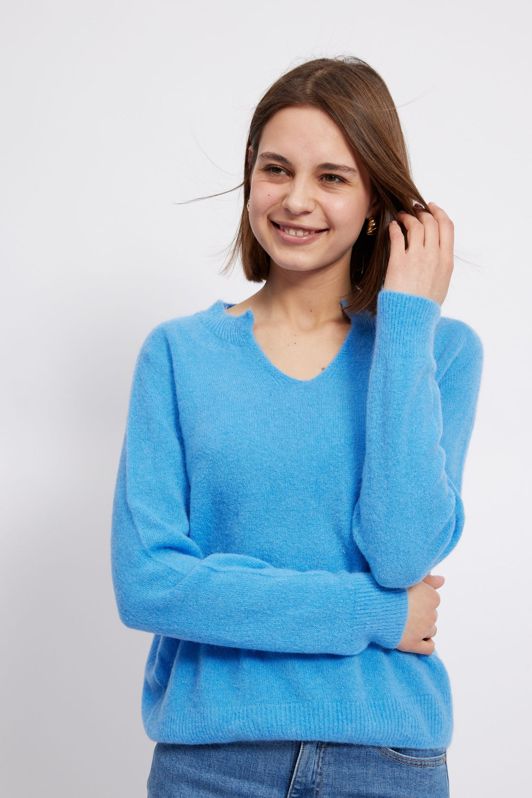 Lola – Soft Touch Sweater in cornflower blue