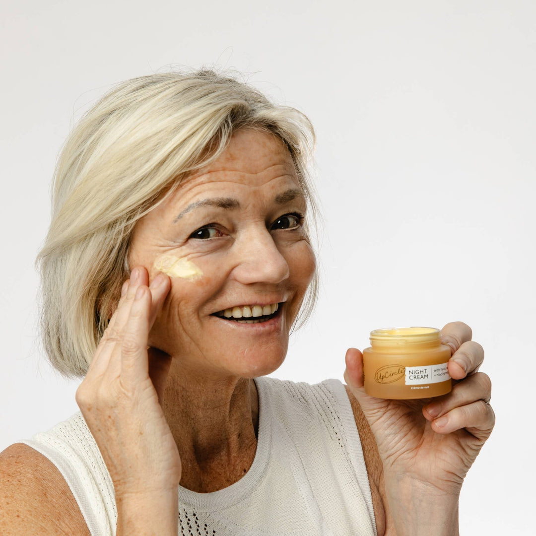 Night Cream with Hyaluronic Acid + Niacinamide - Travel Size