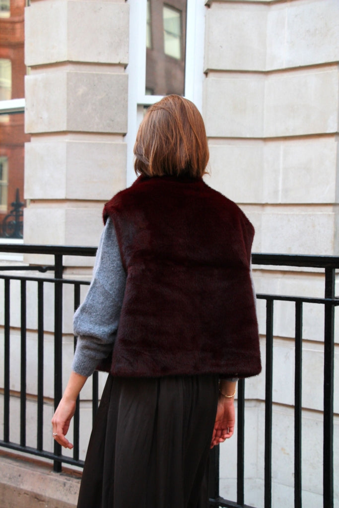 Mila- Faux Fur Gilet In Burgundy