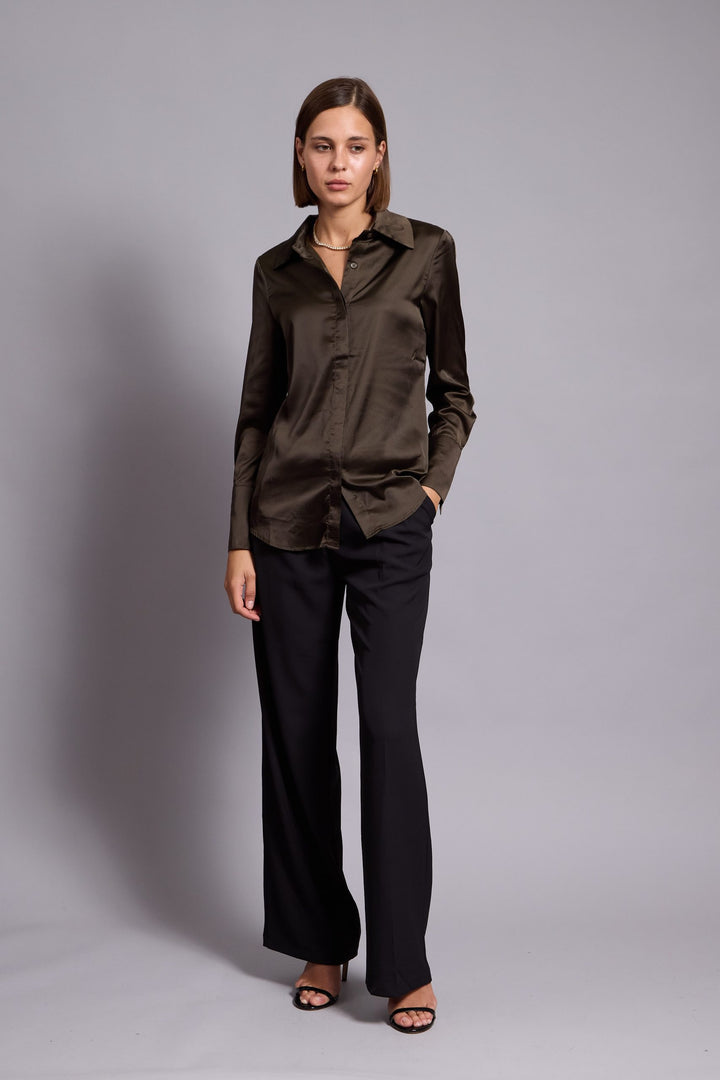 ALEXIS -SATIN SHIRT IN KHAKI