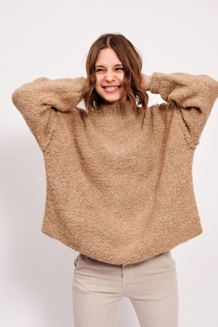 KAIA – SLOUCHY BOUCLE  MOCK ROLLNECK IN TAN