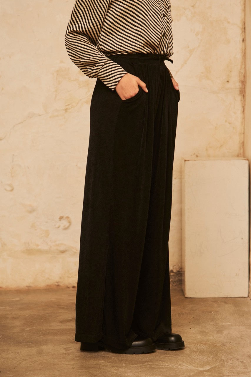 KNIT PALAZZO PANTS BLACK