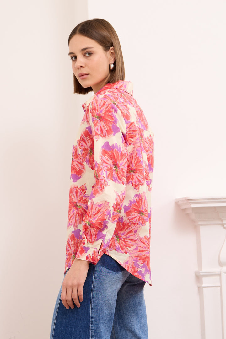 LORA – FLORAL PRINTED SHIRT IN PINK