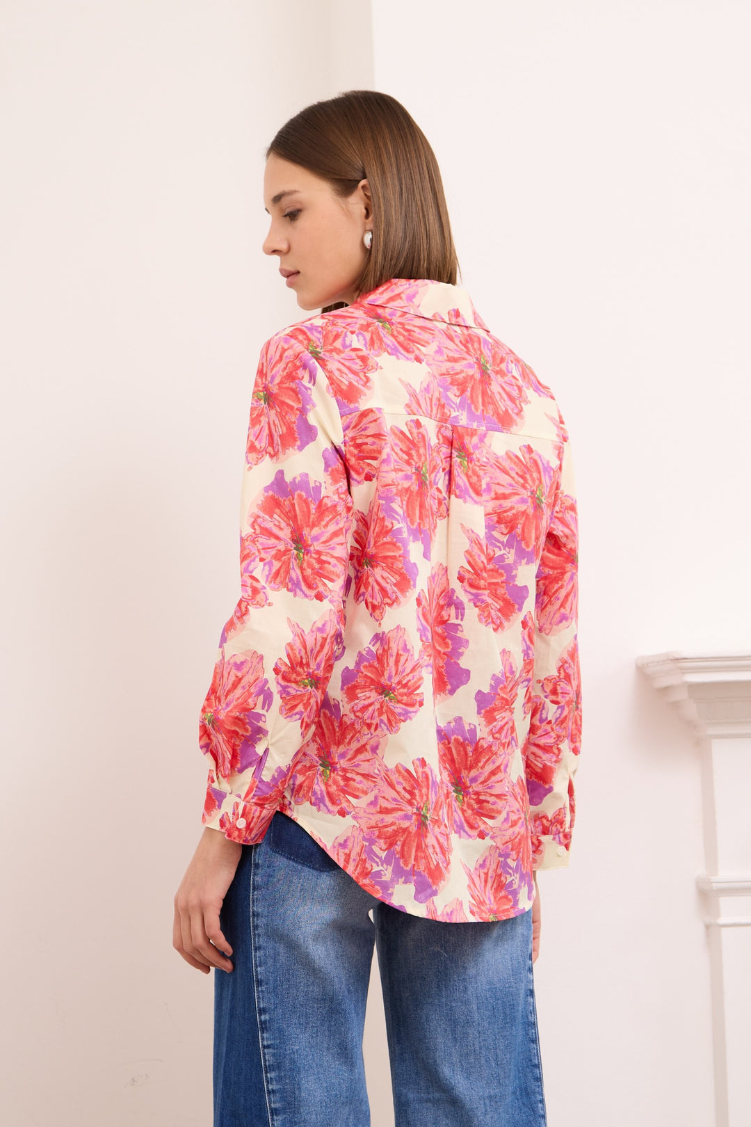 LORA – FLORAL PRINTED SHIRT IN PINK